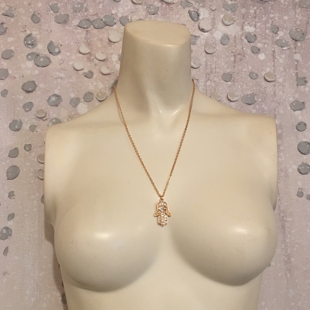 Rose gold Hamsa charm necklace crystal chain - Picture 7 of 8